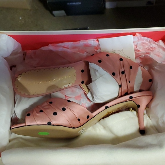 NIB 38.5 and 40 Charlotte Olympia satin polka dot bow mules - Picture 6 of 6